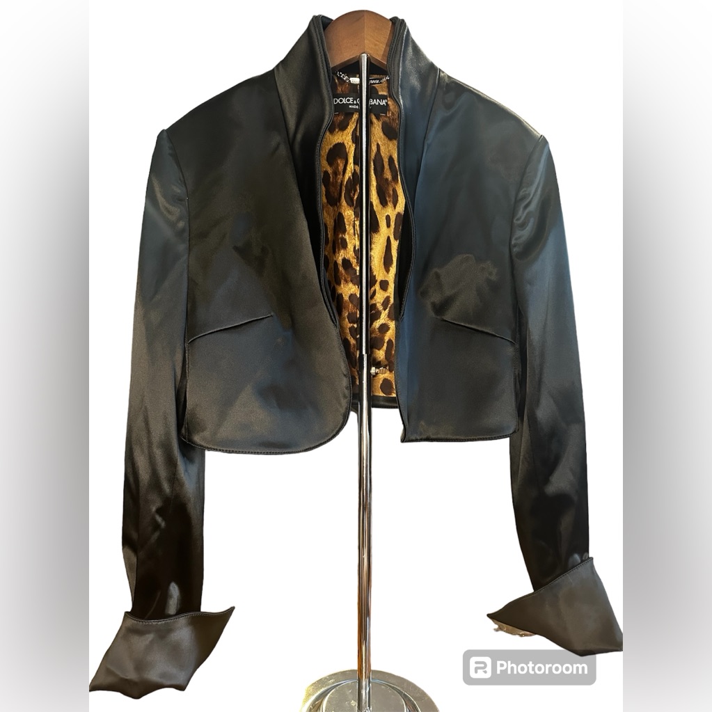 Euc Satin Bolero Jacket With Dual / Double Collar & Classic Leopard Print Lining